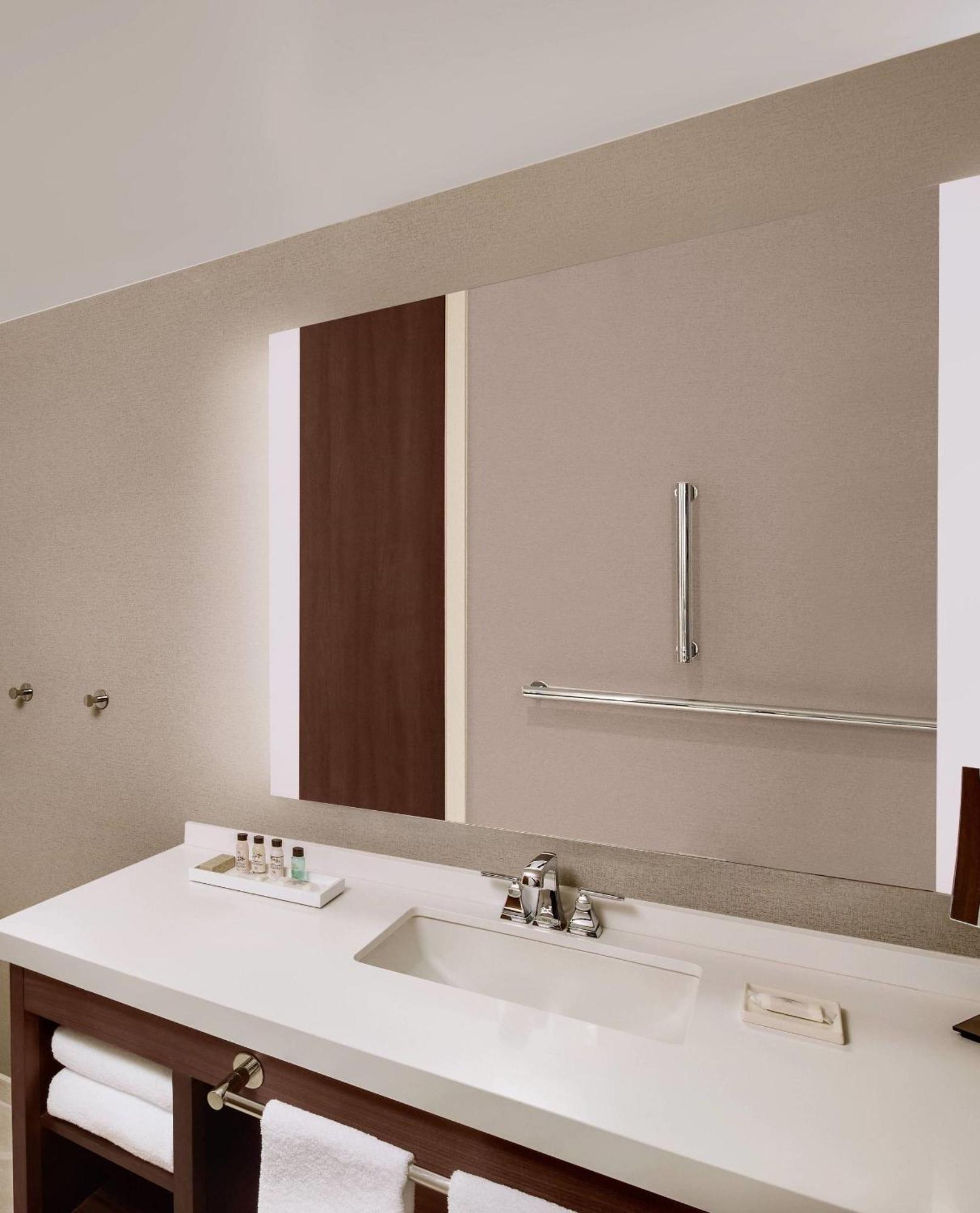 Marriott Dallas Allen Hotel & Convention Center Bagian luar foto